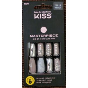 Kiss Masterpiece Nails one-of-a-kind luxe mani KMNO1